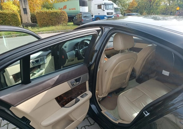 Jaguar XF cena 29950 przebieg: 199500, rok produkcji 2008 z Olkusz małe 352